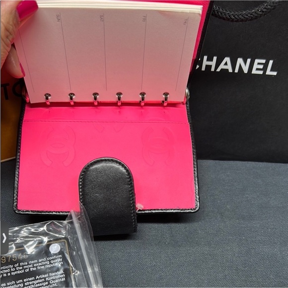 CHANEL Cambon Leather Wallet Agenda - Picture 7 of 13